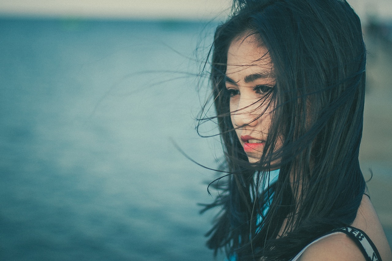 中年女明星，魅力依旧，风华再续的青春传奇