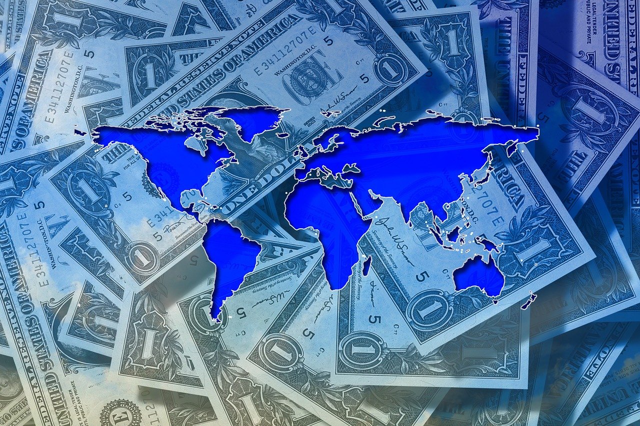 最新金融法规解读及其影响与前景展望